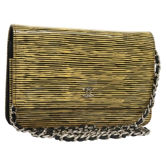 CHANEL Chain Wallet Patent leather Yellow Silver - Picture 1 of 16